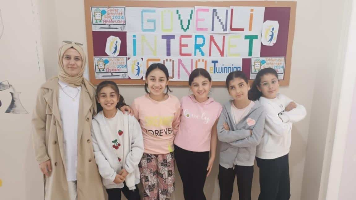 E-Twinning - Şubat Ayı Etkinliklerimiz